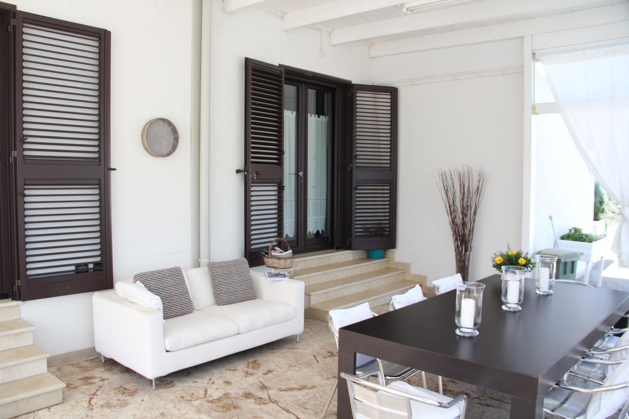 Relais Lali' Guest House Mottola Bagian luar foto