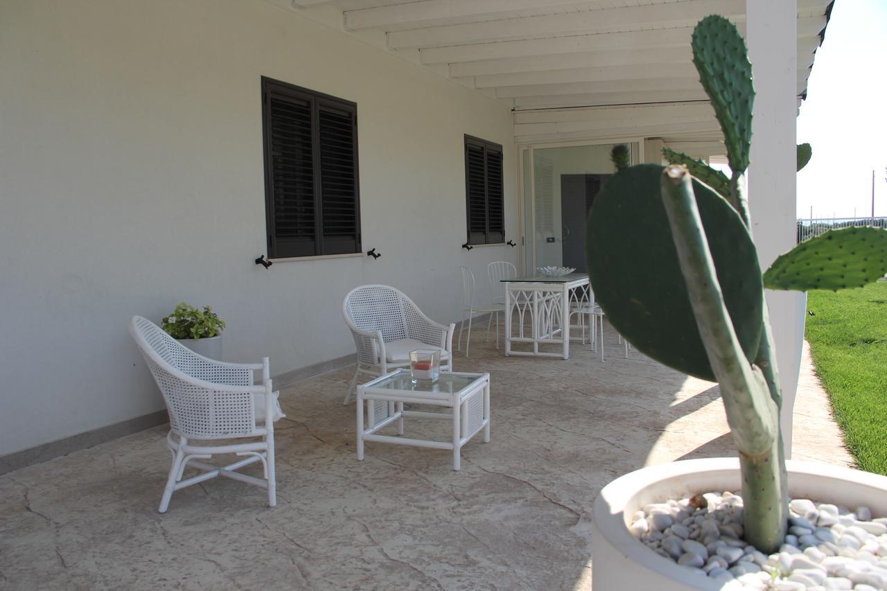 Relais Lali' Guest House Mottola Bagian luar foto