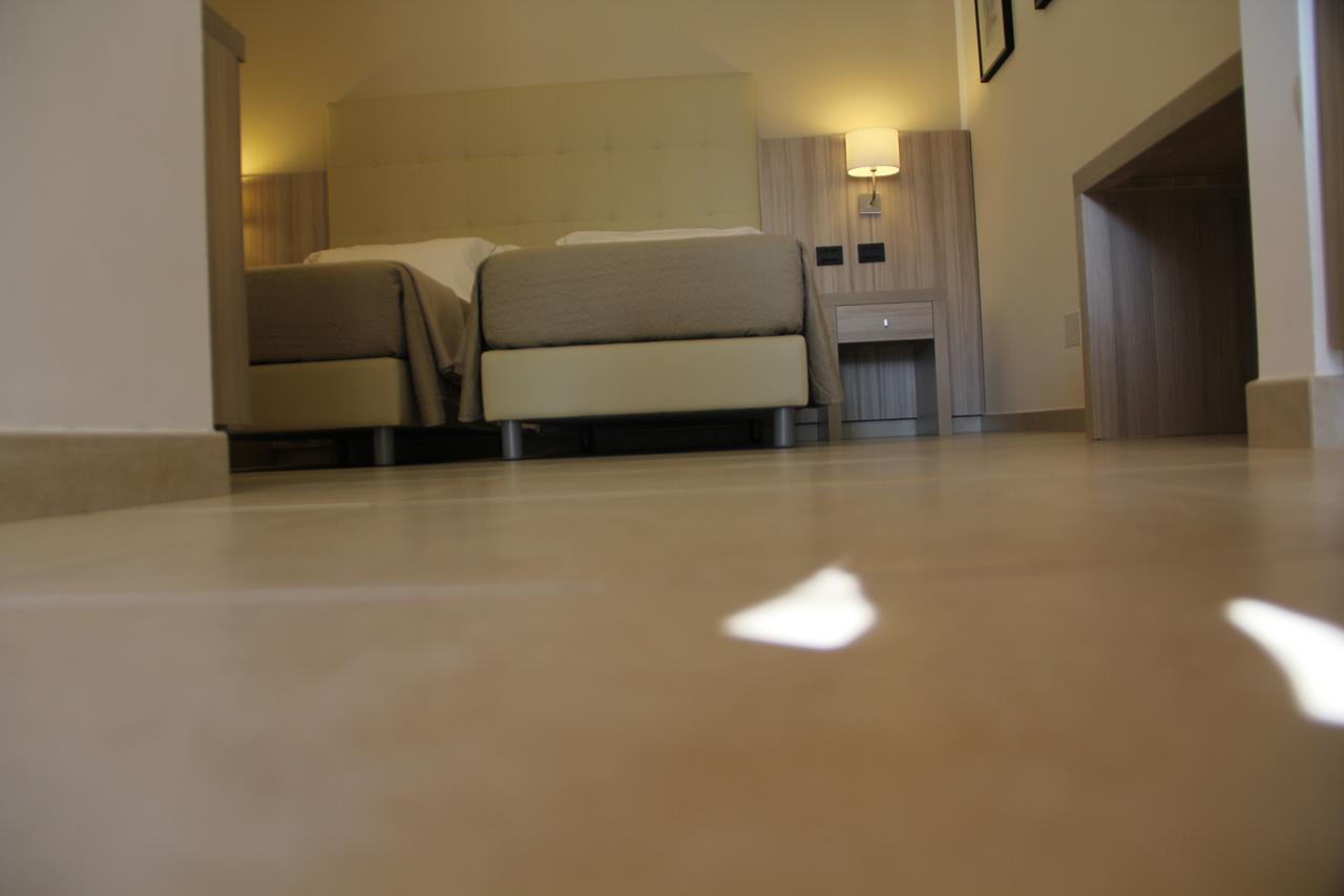 Relais Lali' Guest House Mottola Bagian luar foto