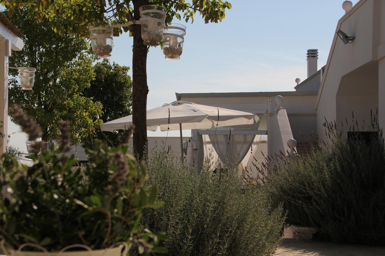 Relais Lali' Guest House Mottola Bagian luar foto